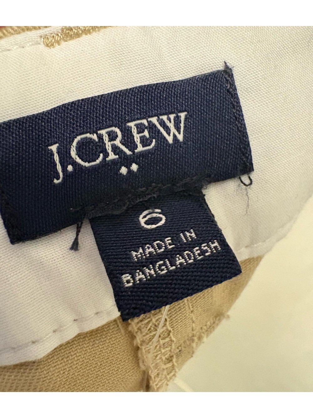 J. Crew Factory NWT 3.5 inch Chino Shorts, tan, size 6 - Picture 3 of 7